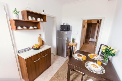 Kuchyňa alebo kuchynka v ubytovaní BohoHome Apartment Eger