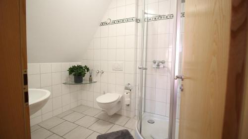 Ein Badezimmer in der Unterkunft Aparthotel Alte Schmiede Dettelbach