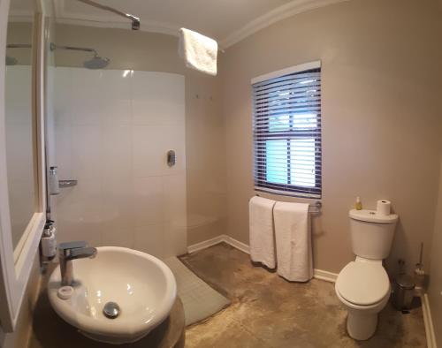 Un baño de The Nottingham Road Hotel