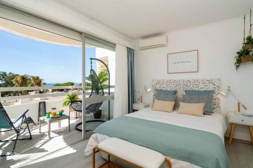 Front beach apartment