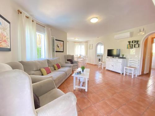 0680 Molins Virgo