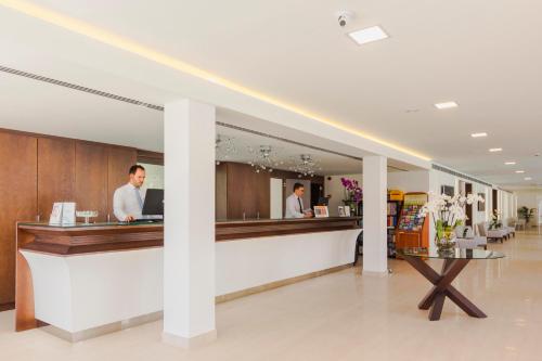 El vestíbulo o zona de recepción de Hotel La Pergola Mallorca