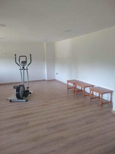 Fitness centrum a/nebo fitness zařízení v ubytování Apartamentos nuevos con encanto Fio de Neu