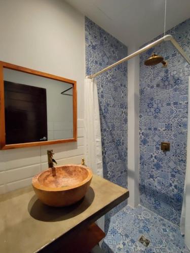Un baño de Alive Beach House