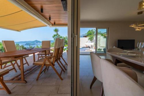 Gallery image of Luxury Villa Crystal Blue in Sveti Stefan