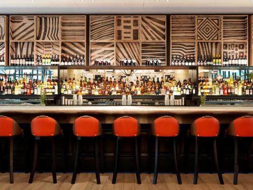 Lounge oder Bar in der Unterkunft Ham Yard Hotel, Firmdale Hotels
