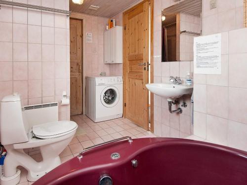 Koupelna v ubytování Holiday home Fanø XVIII
