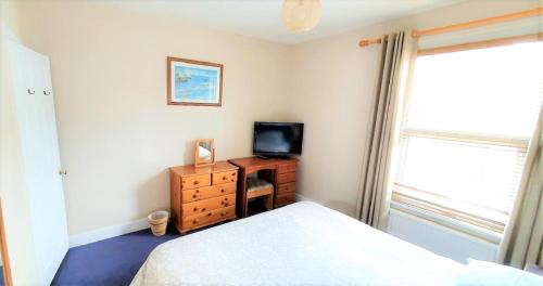 Afbeelding uit fotogalerij van Victoria Road, comfortable 3 bedroom houses with fast Wi-Fi in Sittingbourne