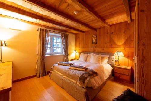 Ein Bett oder Betten in einem Zimmer der Unterkunft Haus Gabriel - Seefeld