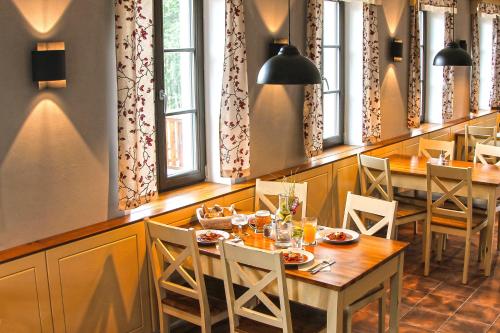 Restaurace v ubytování Dvůr Lískový vrch