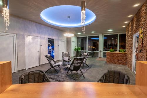 Гостиная зона в Hunguest Szeged - ex Forrás