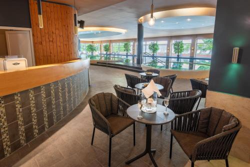 Гостиная зона в Hunguest Szeged - ex Forrás