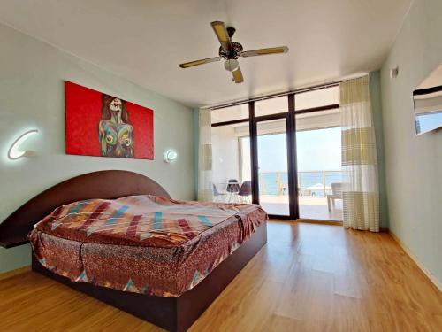 Φωτογραφία από το άλμπουμ του VIP Apartments Sovinion στην Οδησσό