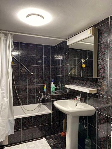 Bathroom sa apartman 