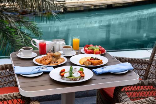 Crowne Plaza Dubai Marina by IHG Image