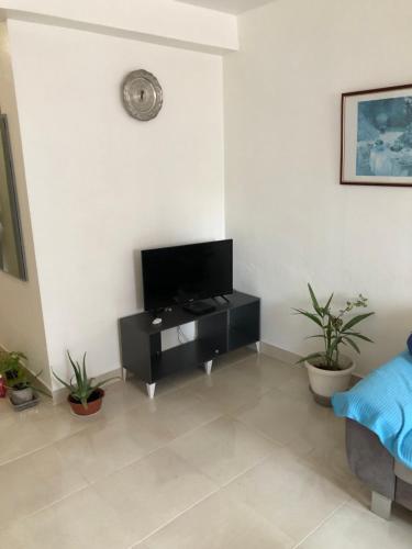 Televisyen dan/atau pusat hiburan di T3 Centre Ville Neuve