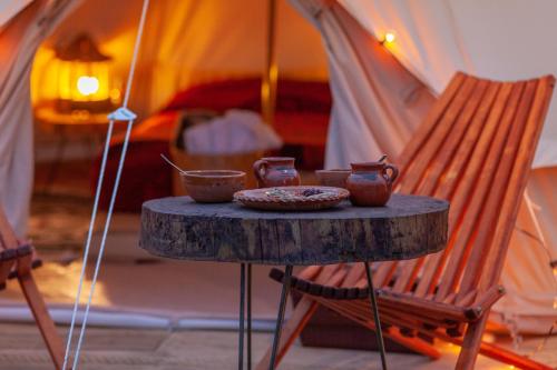 Postel nebo postele na pokoji v ubytování Glamping Octli - Santuario de las Luciernagas X NANTLI LIVING