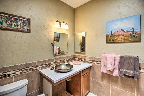 Foto da galeria de Relaxing Green Valley Townhome about 30 Mi to Tucson! em Green Valley