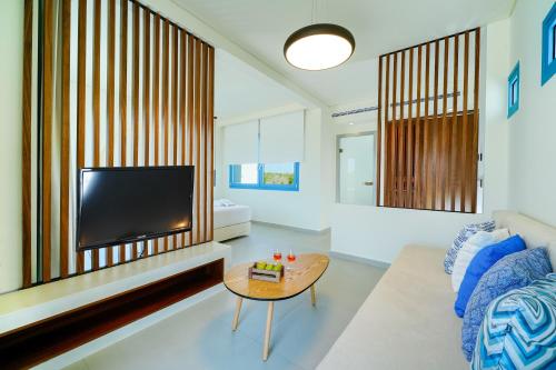 Gallery image of Narciso Thassos Luxury Suites in Skala Prinou