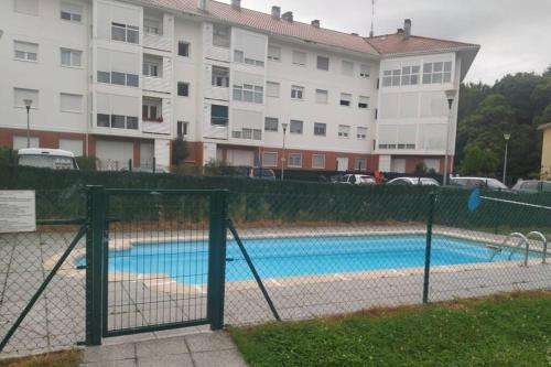 GAIA Apartamento con piscina en Bádames tesisinde veya buraya yakın yüzme havuzu