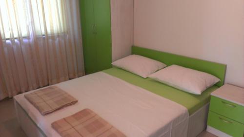 Imagen de la galería de Apartments Hana, en Starigrad-Paklenica