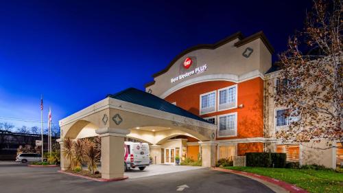 Κάτοψη του Best Western Airport Inn & Suites Oakland