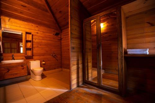 Gallery image of WelcomHeritage Lha-ri-sa Resort in Leh