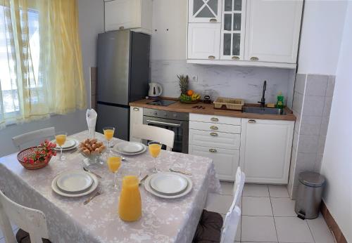 Kuchyň nebo kuchyňský kout v ubytování Apartment Silvana II