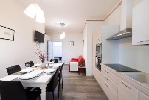 Budapest Easy Flat Oktogon 1061 Budapest, Jokai ter 6 kép - 3