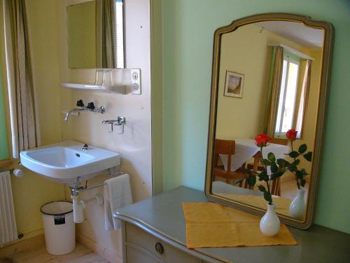 Koupelna v ubytování Hotel Rigi Klösterli