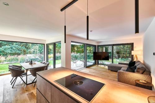 Posezení v ubytování Parkvilla SCHACHEN 7 - Apartment Linde