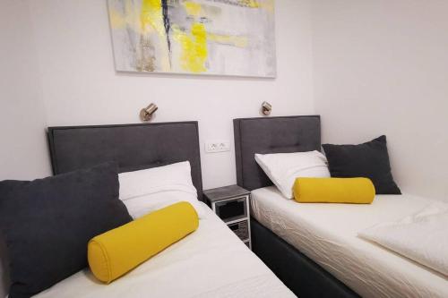 BRAND NEW place in heart of Zagreb, big terrace