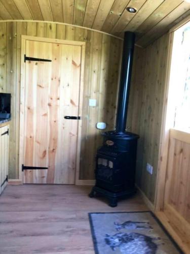 Φωτογραφία από το άλμπουμ του The Shepherds Hut at Hafoty Boeth σε Corwen