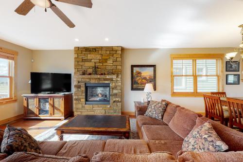 Buckhorn Cabin – Photos 3