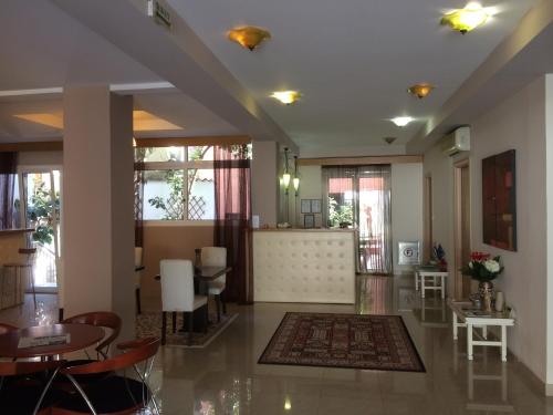 Gallery image of Hotel MINOS in Preveza