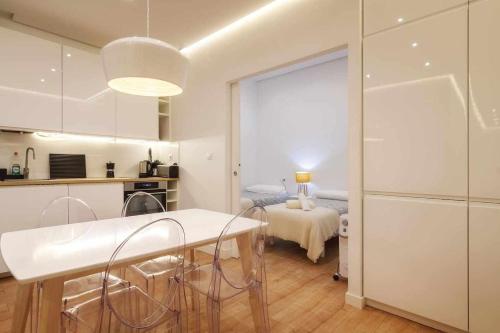 Estrena Glamour y Guggenheim
