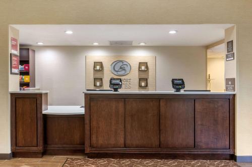 Gallery image of Comfort Suites Hanes Mall in Winston-Salem