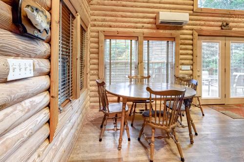 Fotografie z fotogalerie ubytování Ski S'More v destinaci La Follette