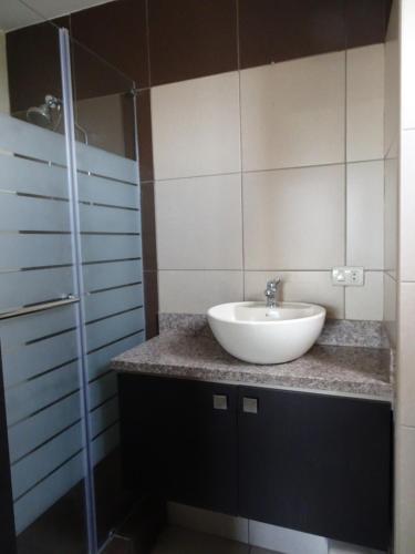 Koupelna v ubytování 1310 Luxury Room near of the Airport - Edificio Kennedy Town Center #403