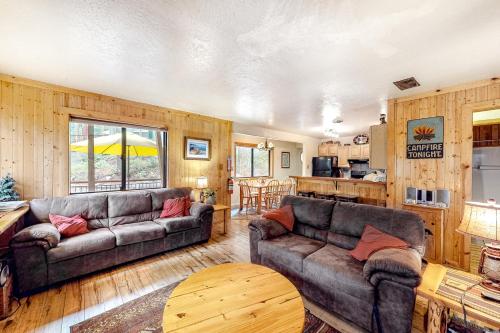 Tahoe Pines Cabin – Photos 3