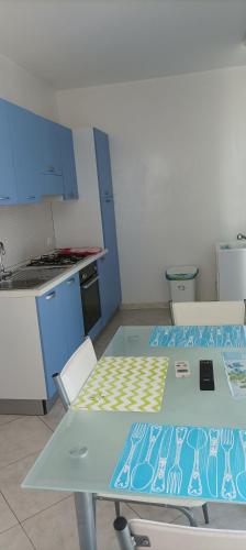 Kuchyň nebo kuchyňský kout v ubytování Athena b&b Castro
