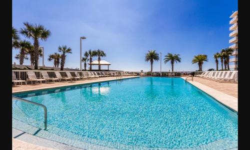 Piscina en o cerca de Updated Condo. Great for families. Seaside Beach and Racquet Club 5717