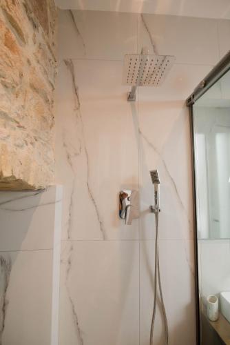 Curcumelli Luxury Suites - Portoni 1
