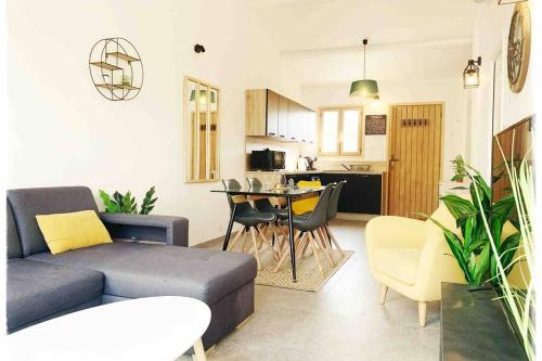 Villa VITA, piscine privée chauffée & jacuzzi privatif, 5mn des plages