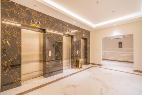 Foto dalla galleria di The Address Palace Apartments a Dammam