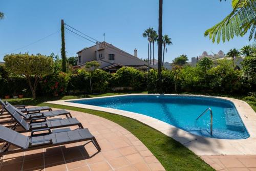 Beachside Villa in Puerto Marina, Benalmádena