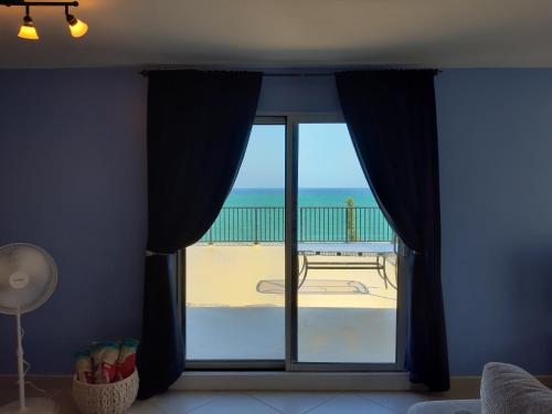 Fotografija u galeriji objekta The Lookout at Coral Beach u gradu Friport