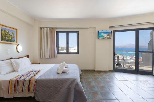 Foto dalla galleria di Sunrise Suites & Apartments a Kalyves