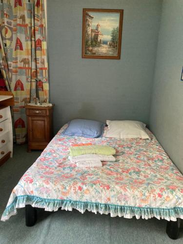 CHAMBRE CHEZ L'HABITANT NOISIEL