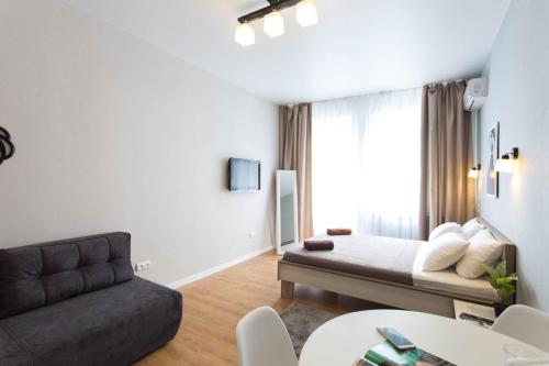 Χώρος καθιστικού στο Modern studio beside metro Yaroslava Mudroho, Universytet - Chernyshevska str 95-7